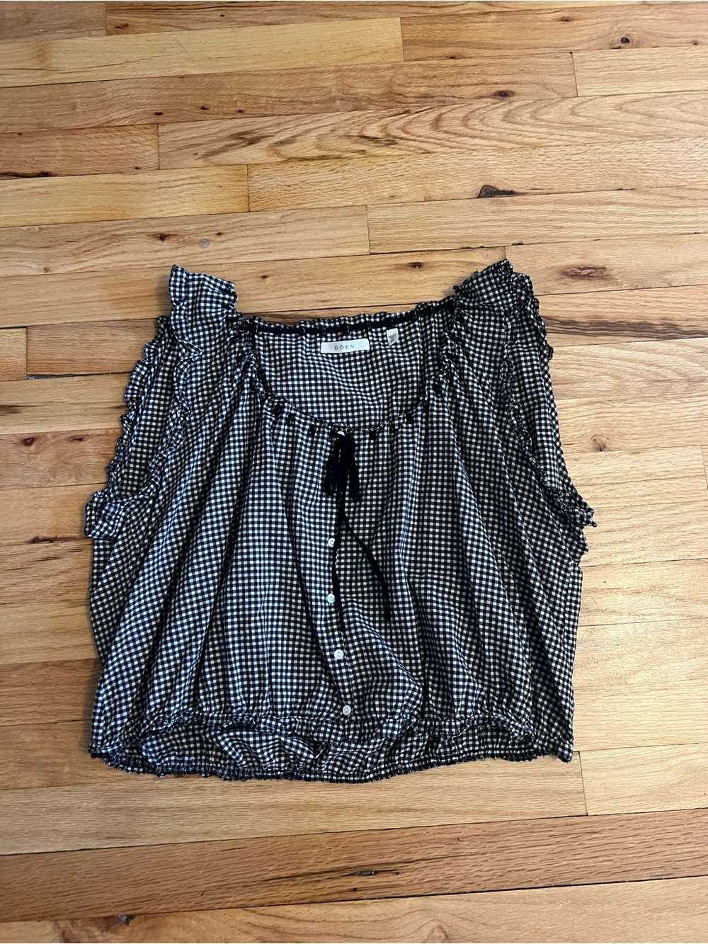 Doen Black & White Gingham Traveler Top